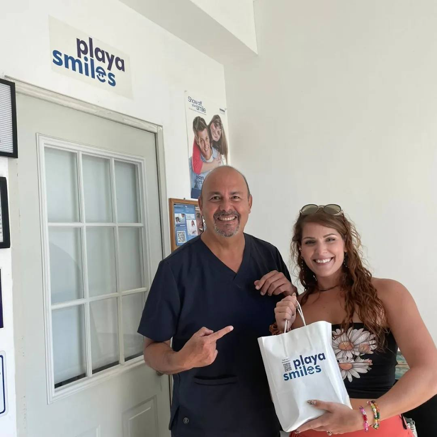 Playa Smiles - dental clinic in Playa Del Carmen, Mexico