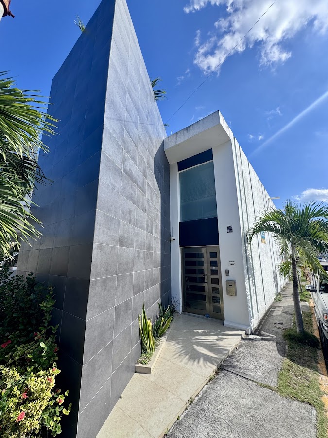 Dentist in Cancun | CANAM Smile Makeover | Cosmetic Dentistry - dental clinic in Cancun, Mexico