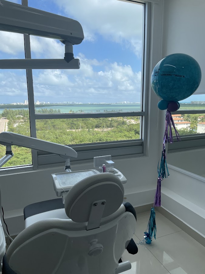 Dra. Lorenny, Ortodoncia e Invisalign - dental clinic in Cancun, Mexico