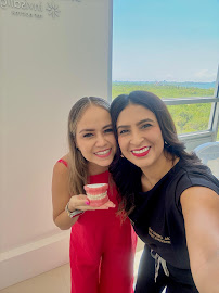 Dra. Lorenny, Ortodoncia e Invisalign