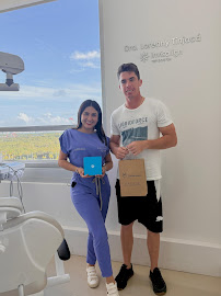 Dra. Lorenny, Ortodoncia e Invisalign