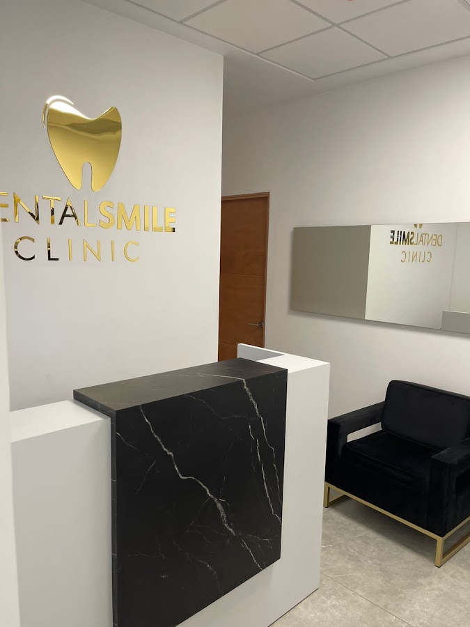 Carillas Dentales en Monterrey - Dental Smile Clinic - dental clinic in Monterrey, Mexico