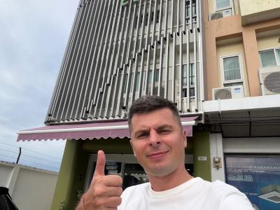 Nana Dental Clinic Phuket dental equipment in Phuket