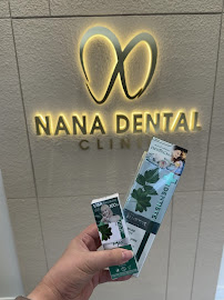 Nana Dental Clinic Phuket คลินิกทันตกรรมนานาภูเก็ต ทำฟัน จัดฟัน จัดฟันใส วีเนียร์ ครอบฟัน Dentist Whitening Invisalign Veneer