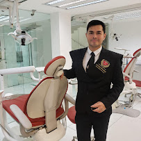 Clinica Roma con Dr. Manuel Ventura en Odontología Avanzada & Ortodoncia