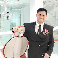 Clinica Roma con Dr. Manuel Ventura en Odontología Avanzada & Ortodoncia