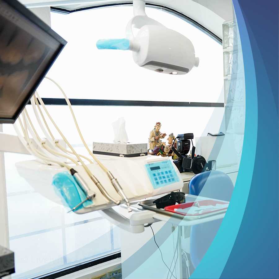 Alva Clínica Dental Plaza Marina - dental clinic in Puerto Vallarta, Mexico