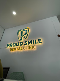 Proud Smile Dental Clinic Phuket คลินิกทันตกรรมพราวด์สไมล์
