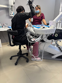 Quiroga Dental Care Americas