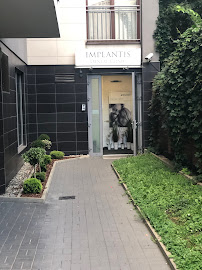IMPLANTIS 1 Dentysta Kraków