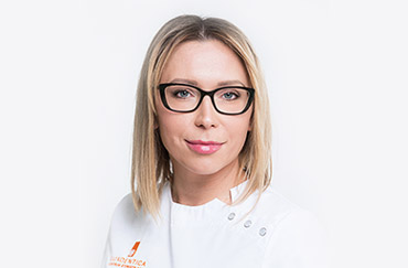 Dentist Katarzyna Klimecka - Conservative and aesthetic dentistry