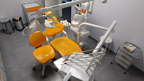 Centrum Stomatologii Dentamax - Dentysta Kraków