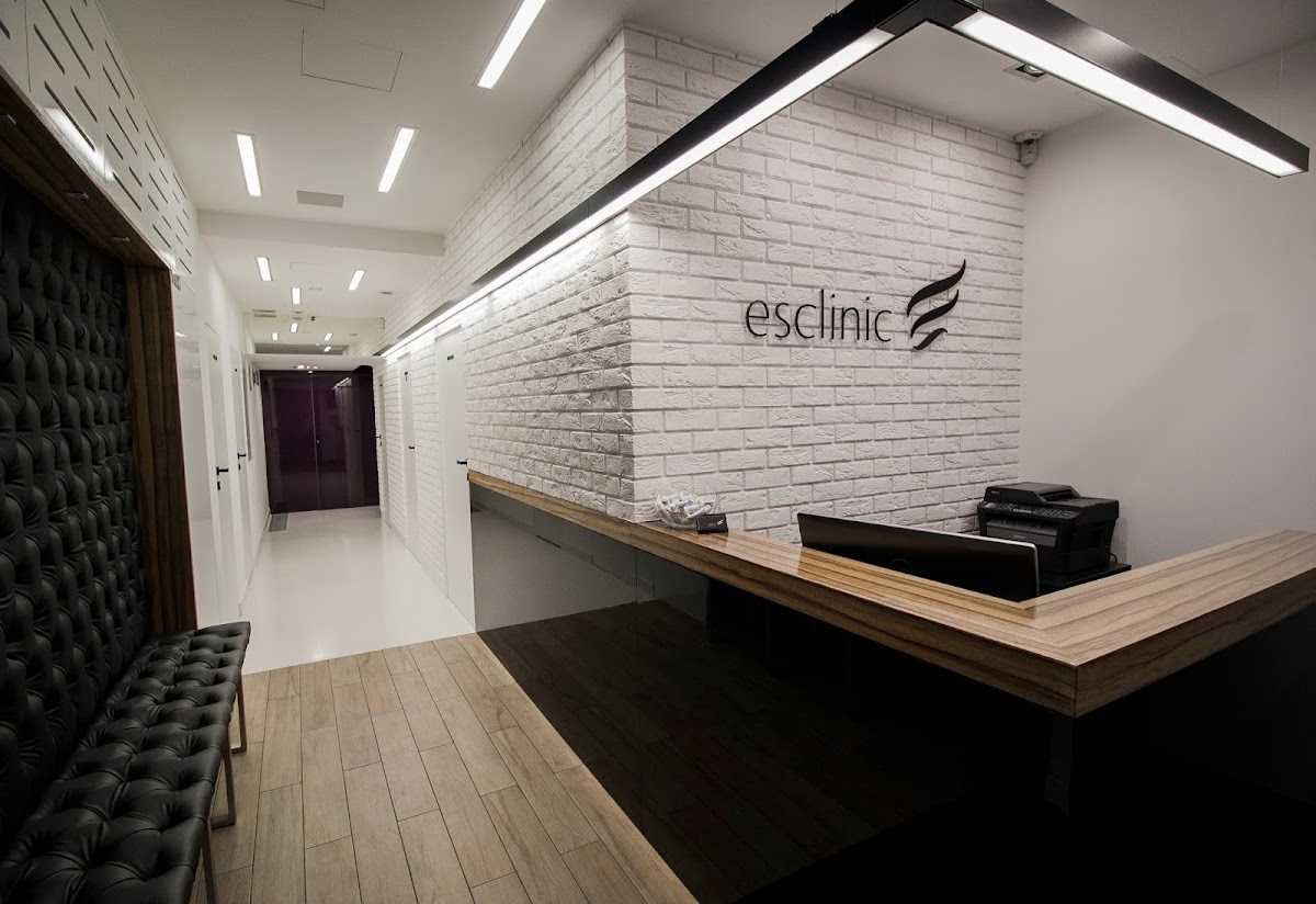 Dentistry and aesthetic medicine Esclinic - dental clinic in Krakow, Poland