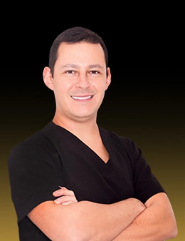 Oral Prosthesis Specialist Enrique Sanchez - Prosthodontics
