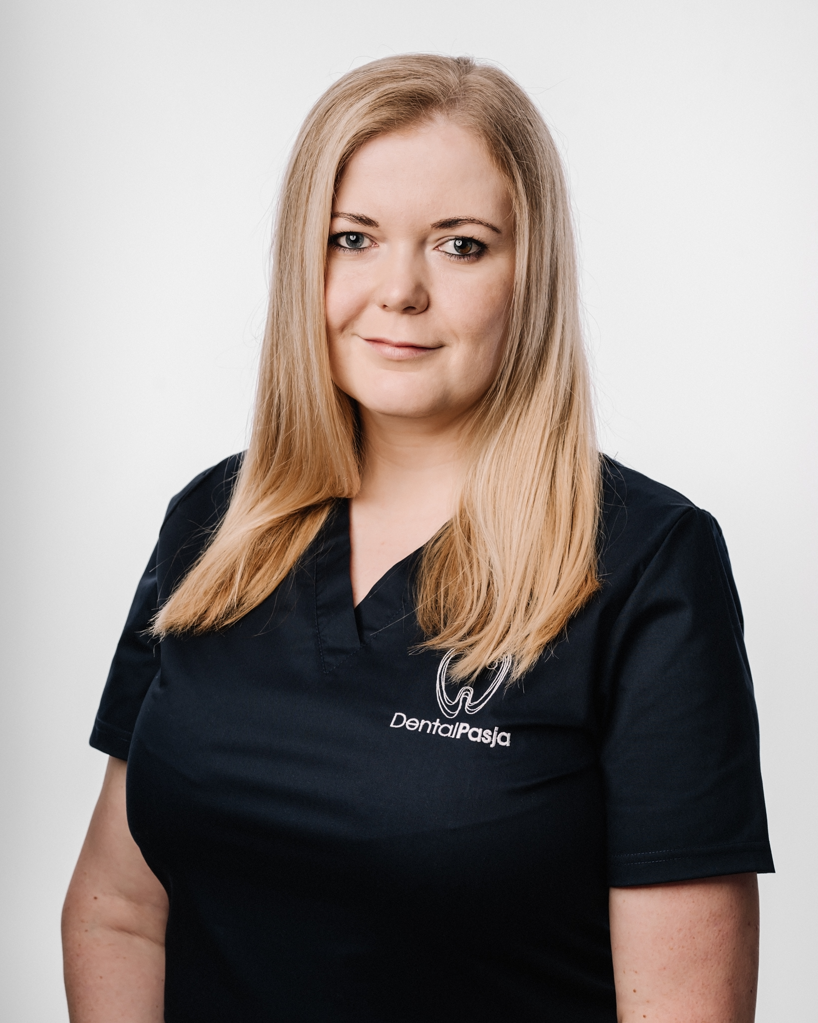 Lek. dent. Wioletta Dyduch-Dudek - Conservative dentistry with endodontics, microscopic endodontics
