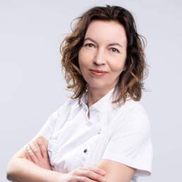 Dr. Ewa Mazur