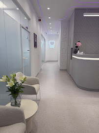 ADM DENTAL CLINIC | Stomatologia Warszawa – implanty – ortodoncja – korony – endodoncja – bonding – wybielanie