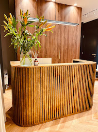 Dental Fraternity Śródmieście - Implanty, Licówki, Bonding