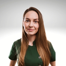 Dentist Marta Małecka