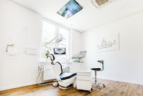 Warsaw Dental Academy Implanty Licówki Bonding