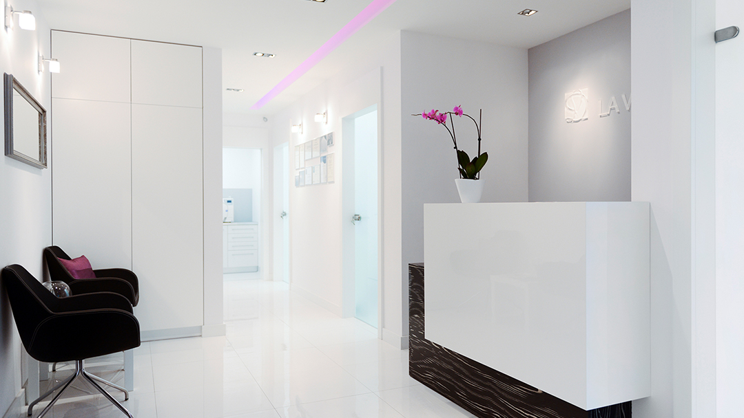 La Vie Dent Center for Aesthetic Dentistry and Implantology - dental clinic in Warsaw, Poland