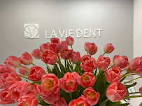 La Vie Dent Center for Aesthetic Dentistry and Implantology