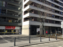 La Vie Dent Center for Aesthetic Dentistry and Implantology