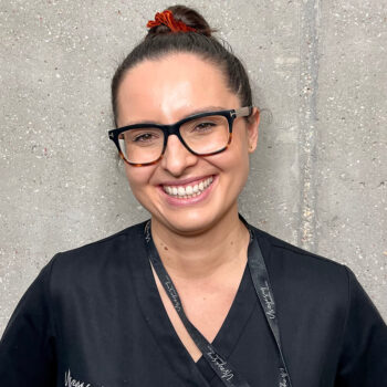 Dr. Ewa Zywot