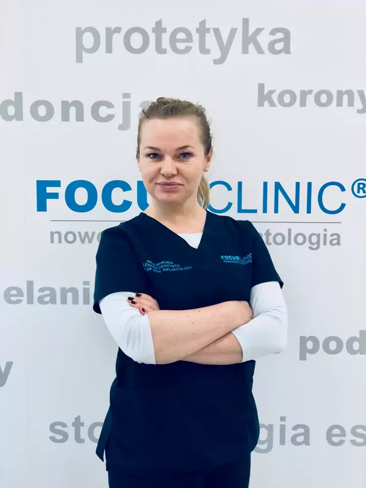 Lek. Dent., Implantologist Anna Skalska - Implantology and implant prosthodontics, Digital Smile Design