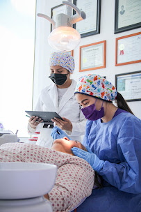 Crystal Clinic Cancún