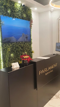 Parlament Dental