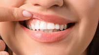 Clinica Corona Dental / Стоматология в Барселоне