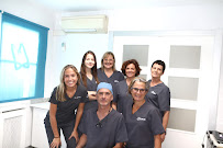 Dental Clinic Reina Victoria 70