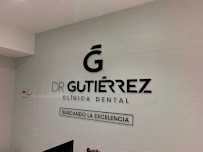 Dr. Gutiérrez Colón - Clínica Dental Valencia
