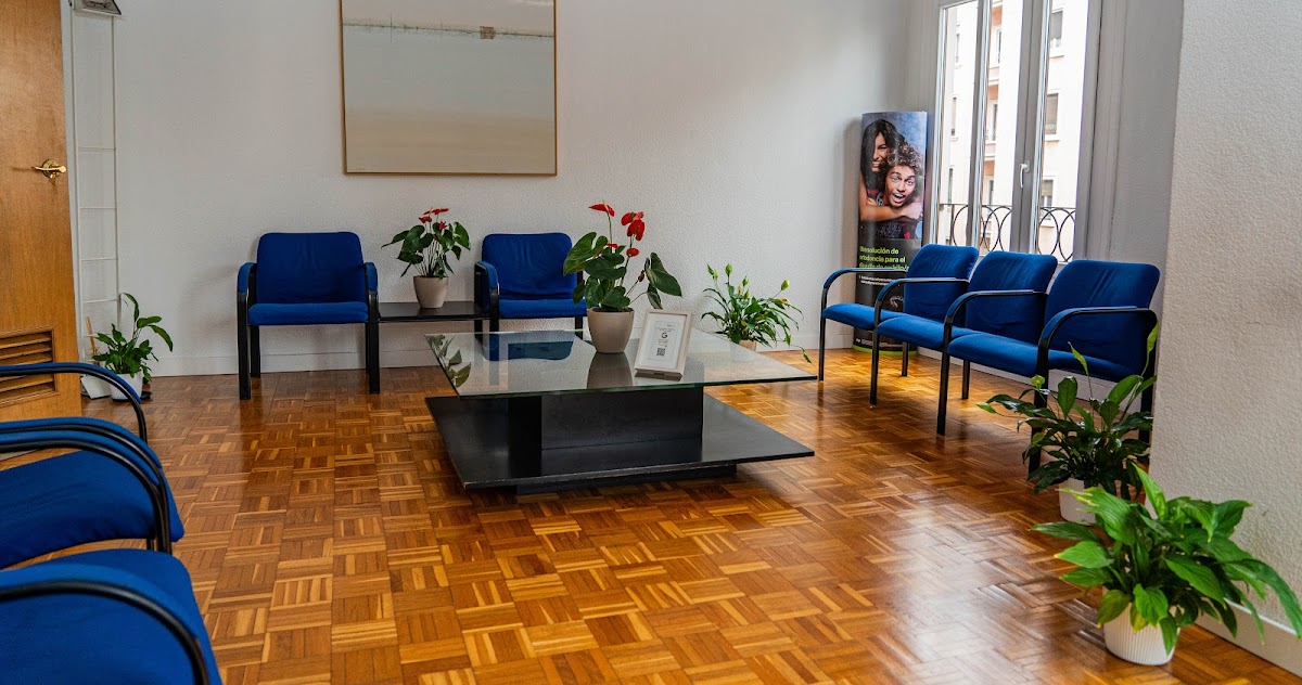 Clínica Dental Vicente Martínez VM - dental clinic in Valencia, Spain