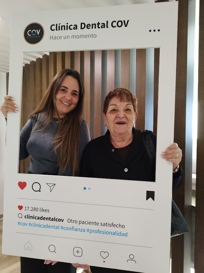 implantes dentales en valencia - dental clinic in Valencia, Spain