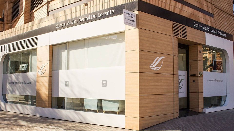 Clínica dental Dr. Lorente (Av. Francia) - dental clinic in Valencia, Spain