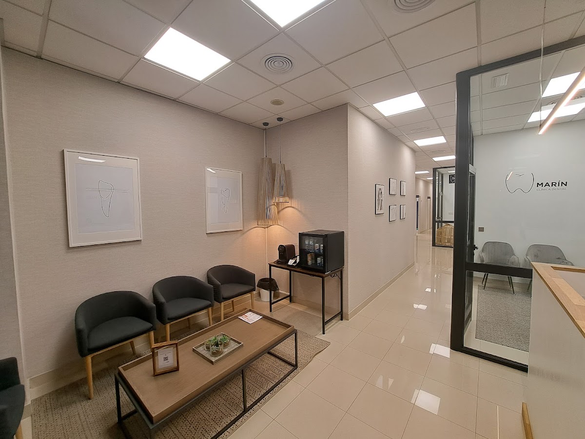 Marín Clínica Dental - dental clinic in Valencia, Spain