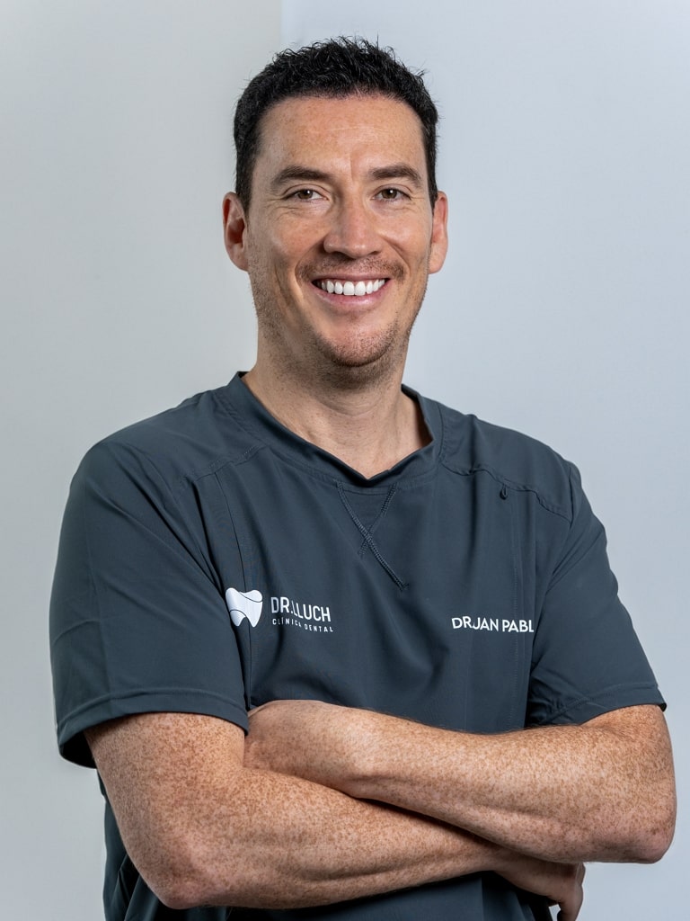 Orthodontist and Implantologist Juan Pablo Sanchez - Orthodontics and implantology