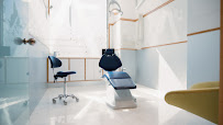 Vericat Implantología Dental Inmediata València - standard titanium dental implant (implant only) clinic in Valencia