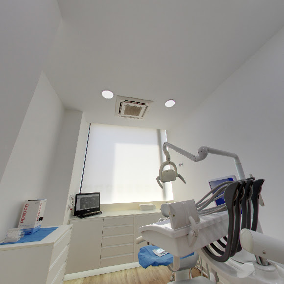 Implant Clinics