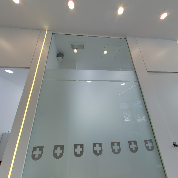 Implant Clinics