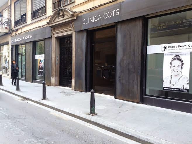 Clínica Dental Cots - dental clinic in Valencia, Spain