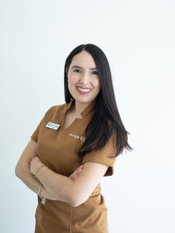 Dr. Paola Garcia - Prosthodontics and Implantology