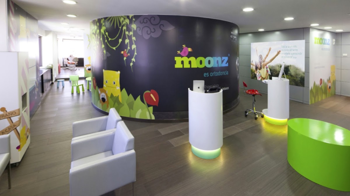 Clínica dental Moonz | Ortodoncia Marbella - dental clinic in Marbella, Spain