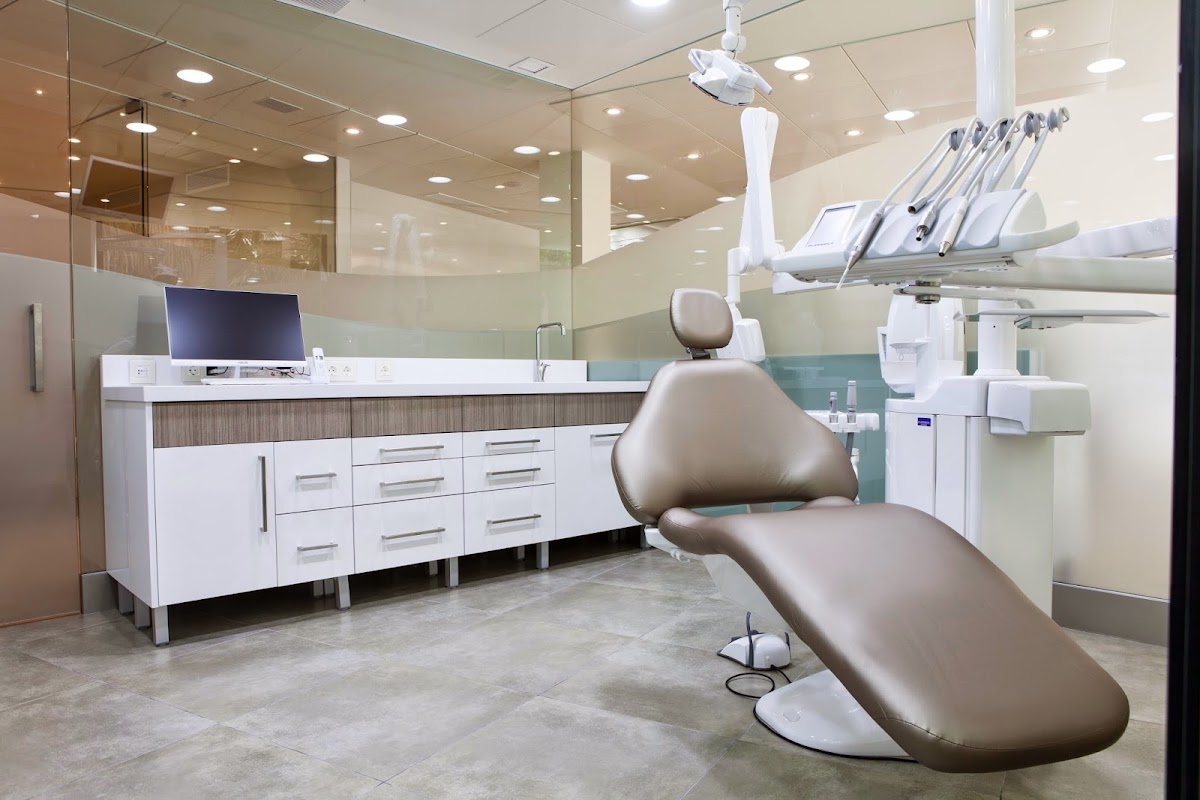 Clínica Dental Vasaldora - dental clinic in Marbella