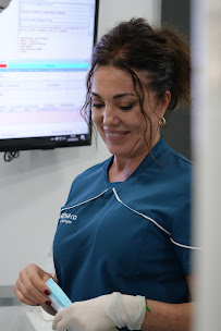 Grins & Co. Odontología avanzada