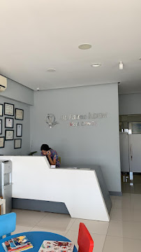 Dentist Fatma İldem Diş Hekimi