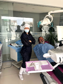 Dentist Fatma İldem Diş Hekimi