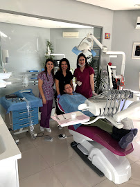 Dentist Fatma İldem Diş Hekimi